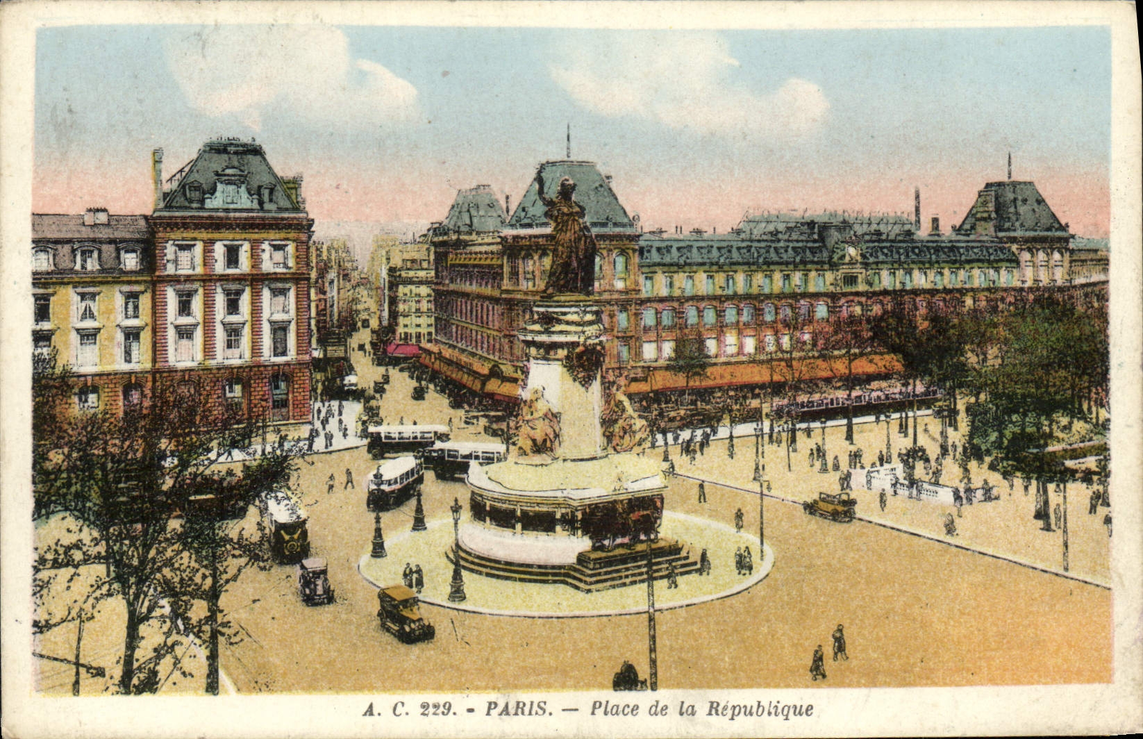 CPA Paris Place de la Republique