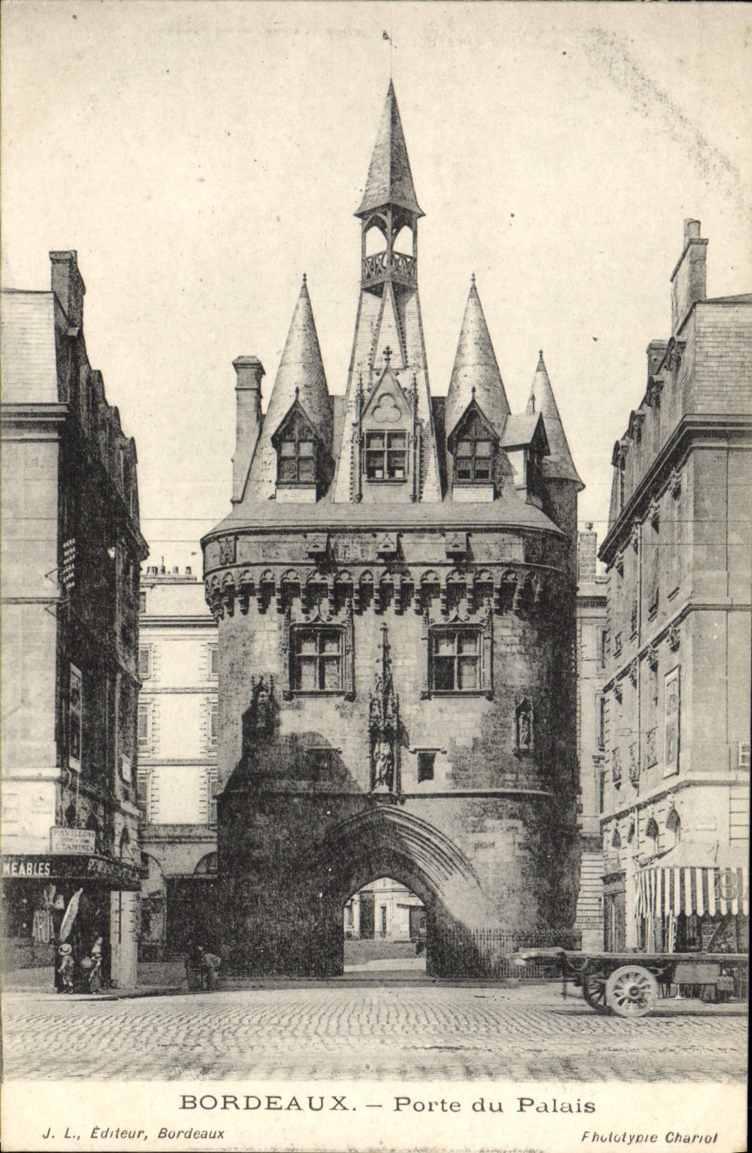 CPA Bordeaux Porte du Palais