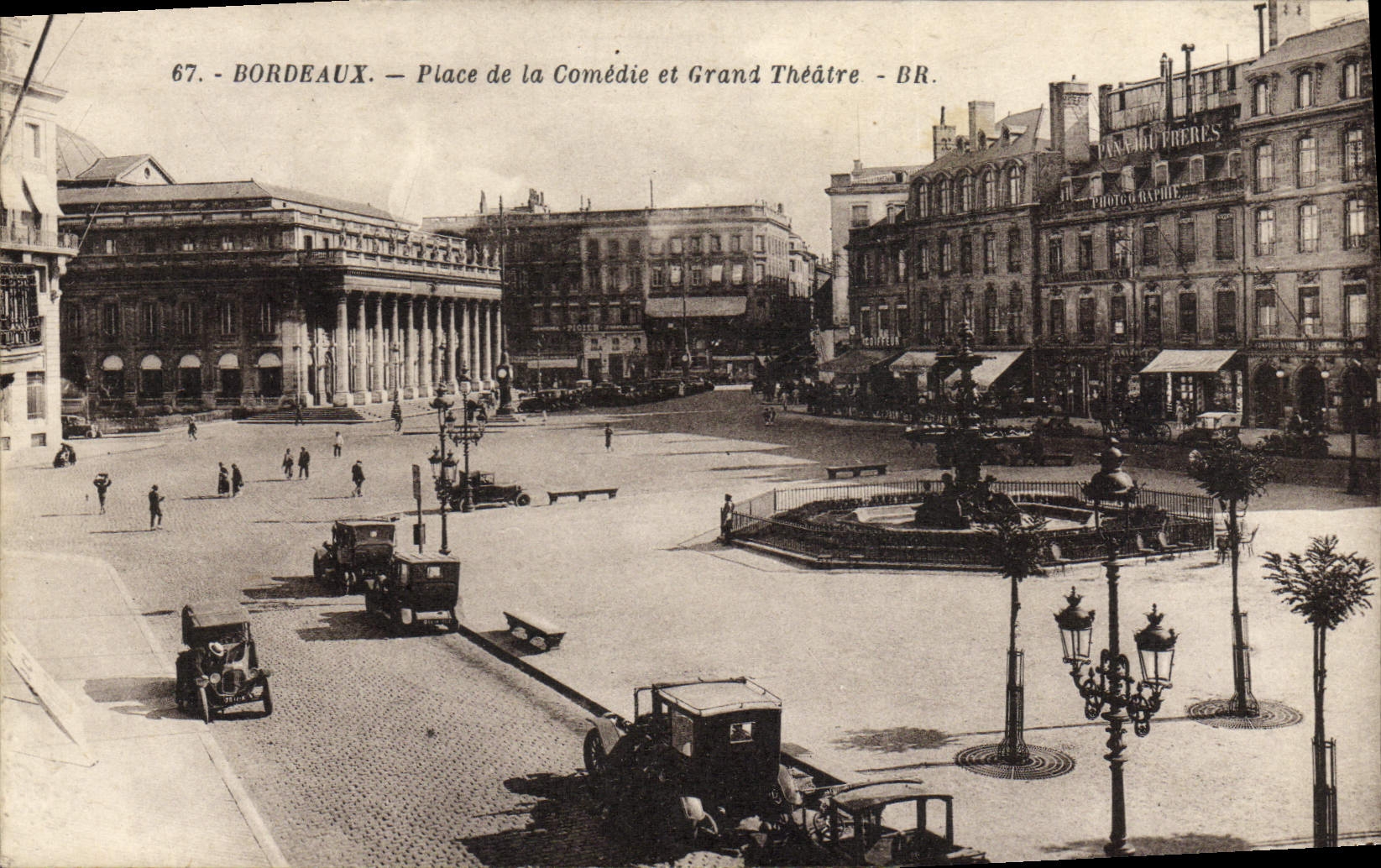 CPA Bordeaux Place de la Comedie et Grand Theatre
