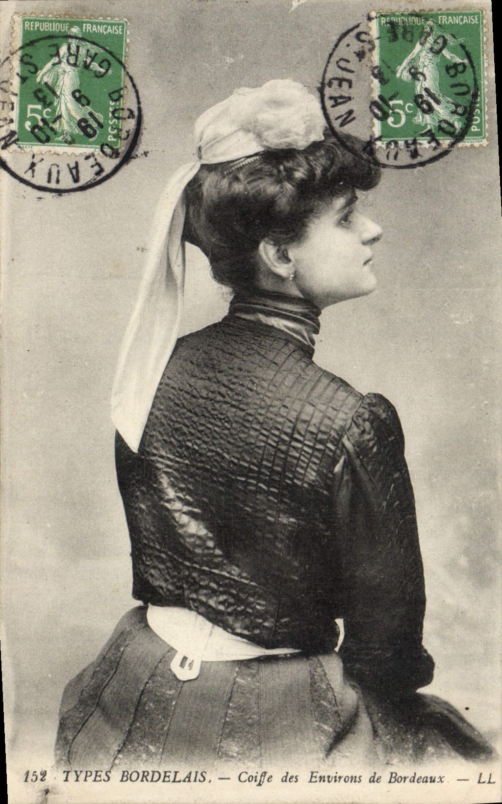 CPA Bordelais Coiffe des Environs de Bordeaux Folklore