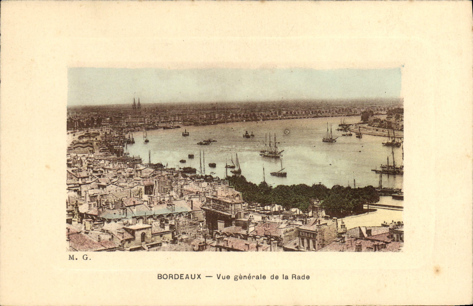 VINTAGE POSTCARD Bordeaux View of the roads