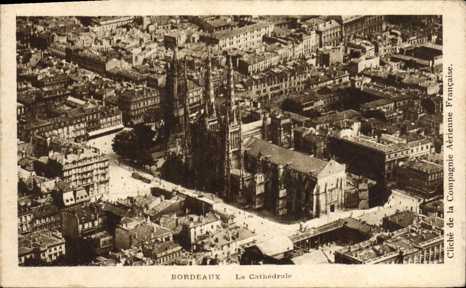 CPA Bordeaux La Cathedrale