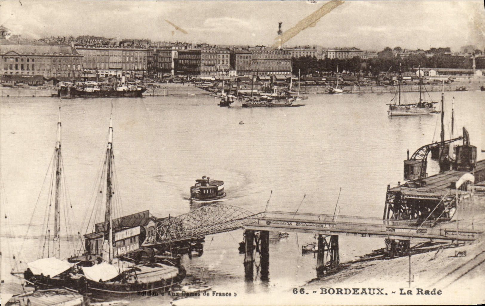 CPA Bordeaux La Rade Bateaux