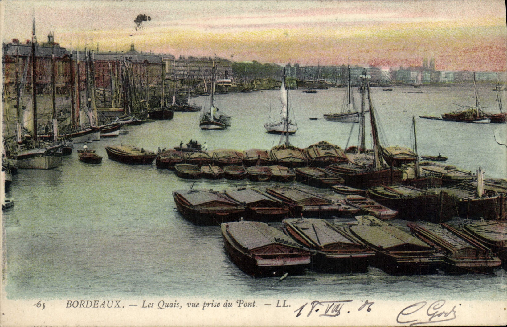 CPA Bordeaux Les Quais Vue Prise du Pont Bateaux Peniche