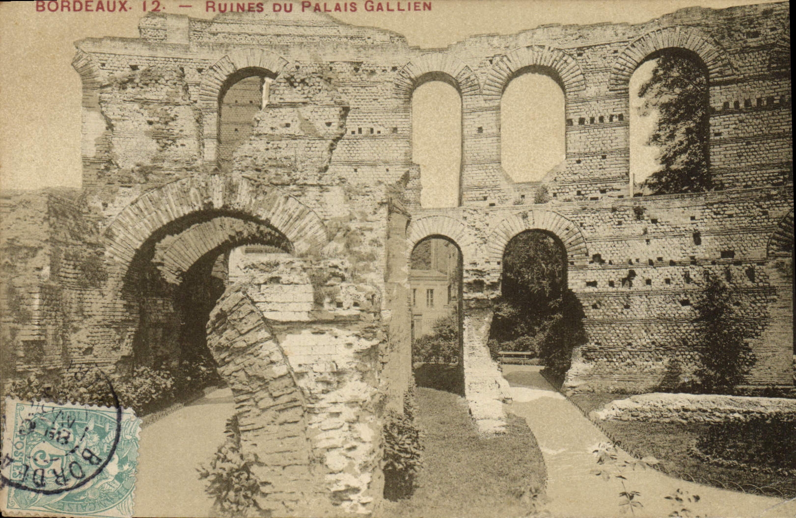 CPA Bordeaux Ruines du Palais Gallien