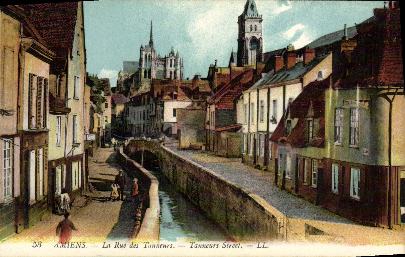 VINTAGE POSTCARD Amiens the Street of the Tanners