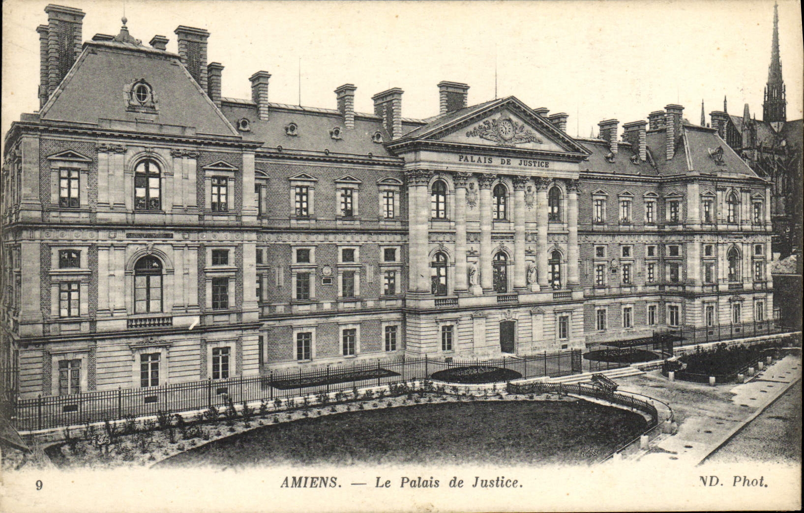 CPA Amiens Le Palais de Justice 