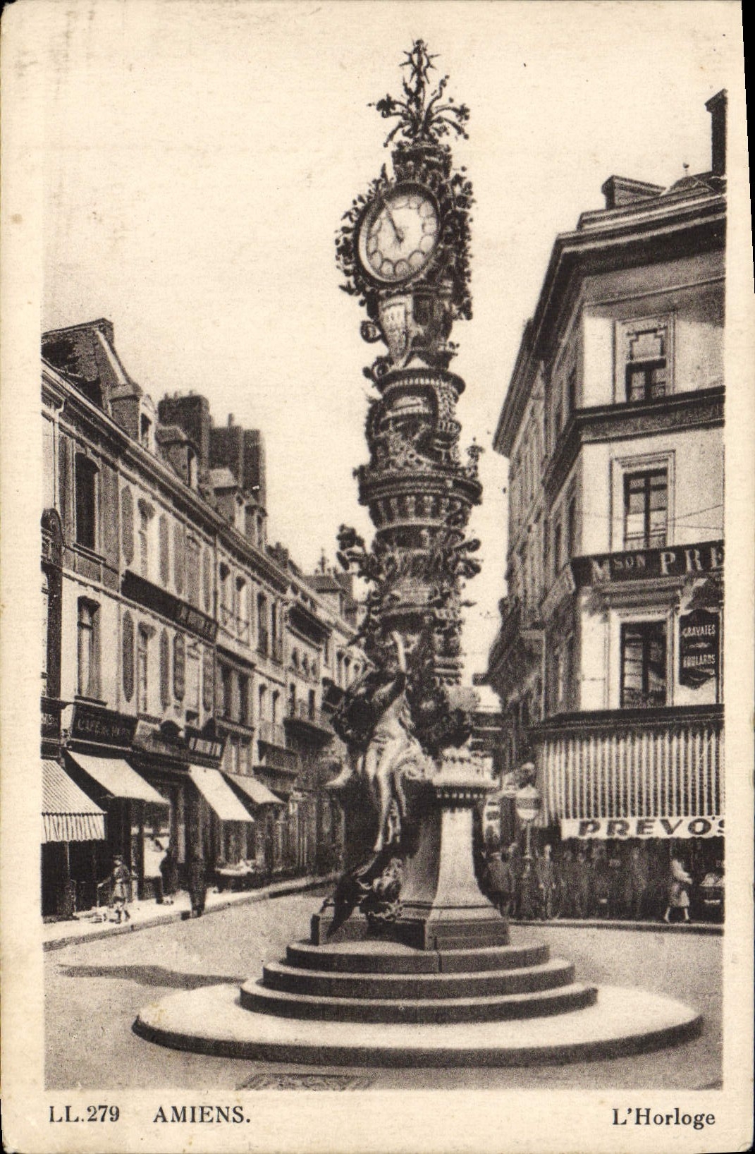 CPA Amiens L'Horloge 