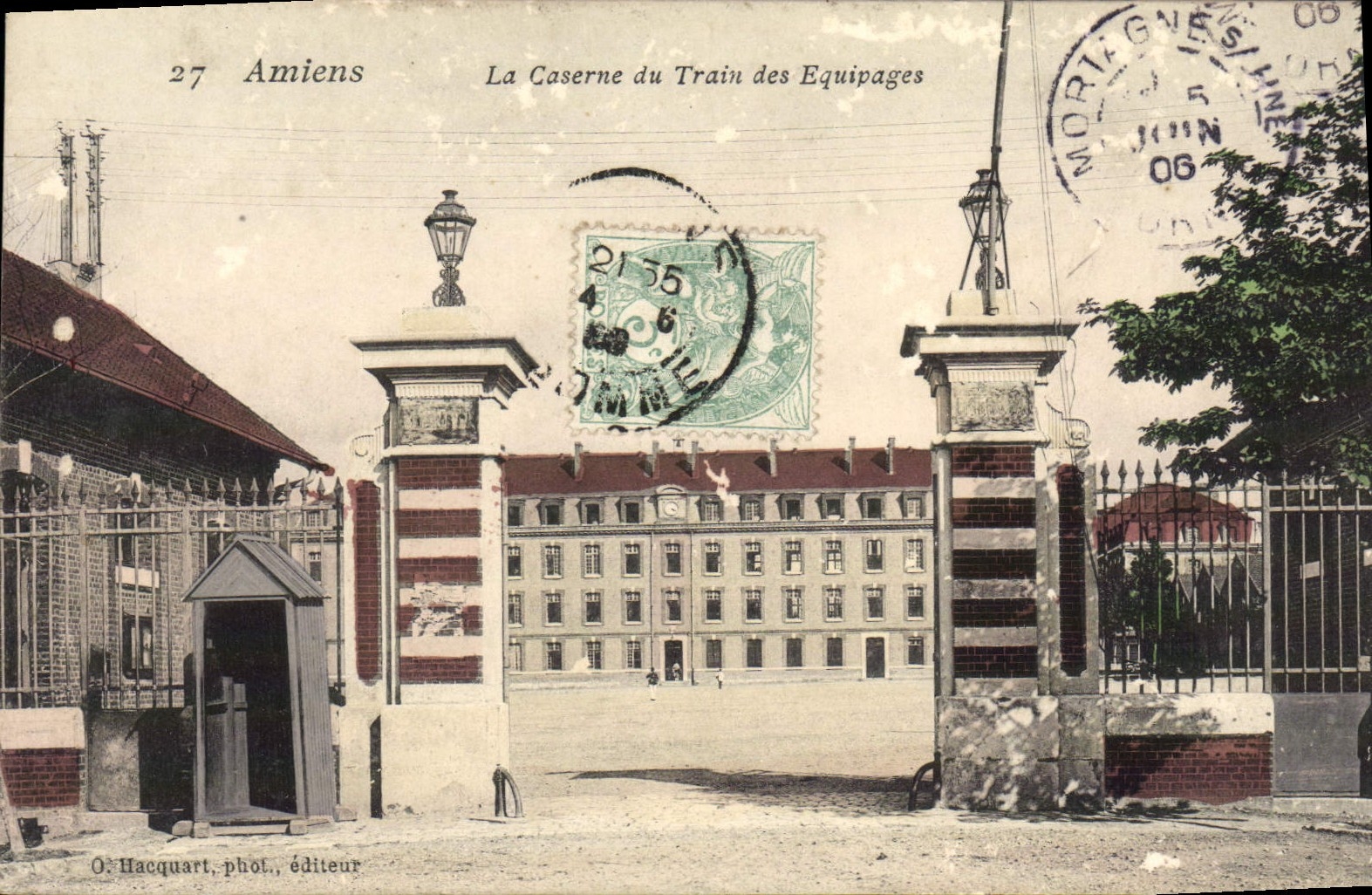 CPA Amiens La Caserne du Train des Equipages Militaria