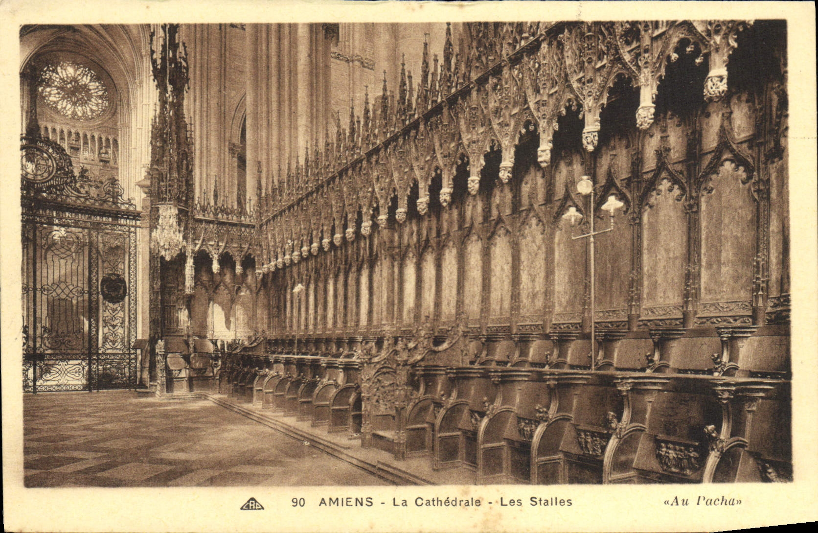 CPA Amiens La Cathedrale Les Stalles 