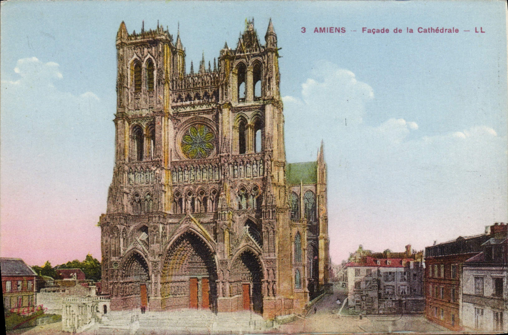 CPA Amiens Facade de la Cathedrale 
