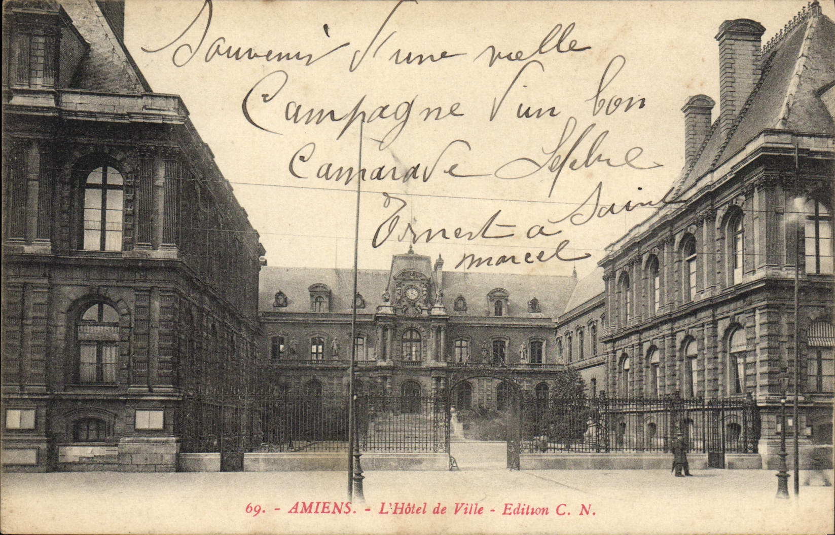 CPA Amiens L'Hotel de Ville 