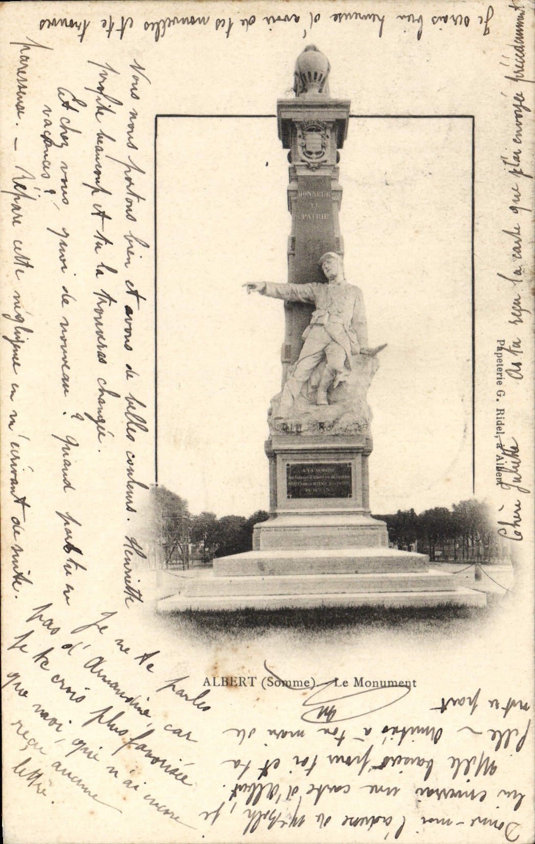 VINTAGE POSTCARD Albert the Militaria Monument
