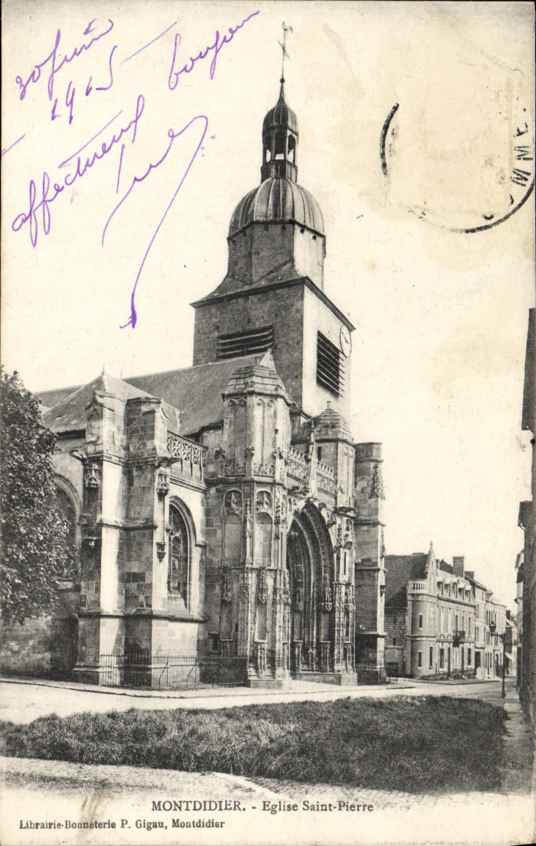 VINTAGE POSTCARD Montdider Church Saint Pierre