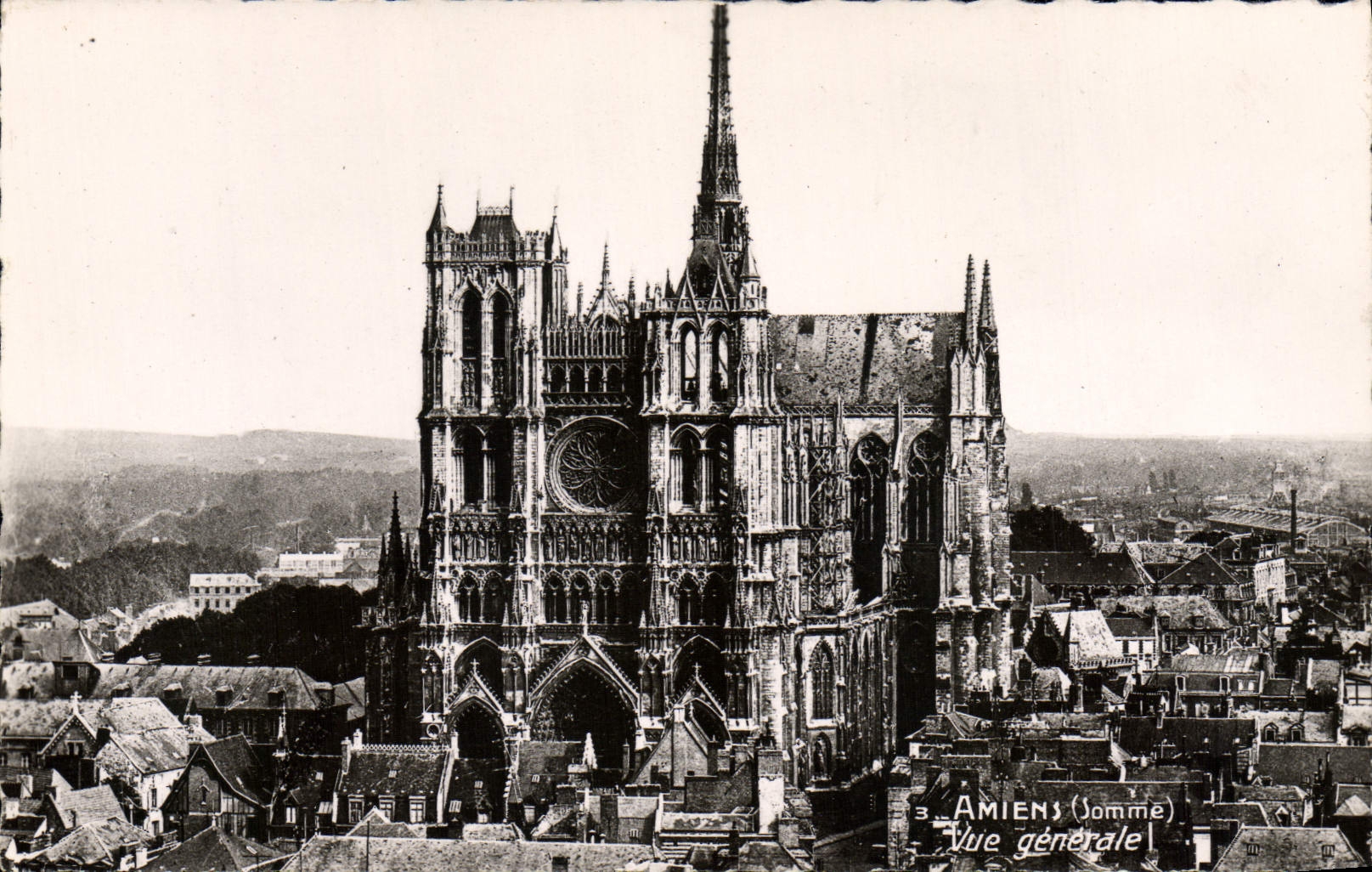 CPA Amiens Vue generale 