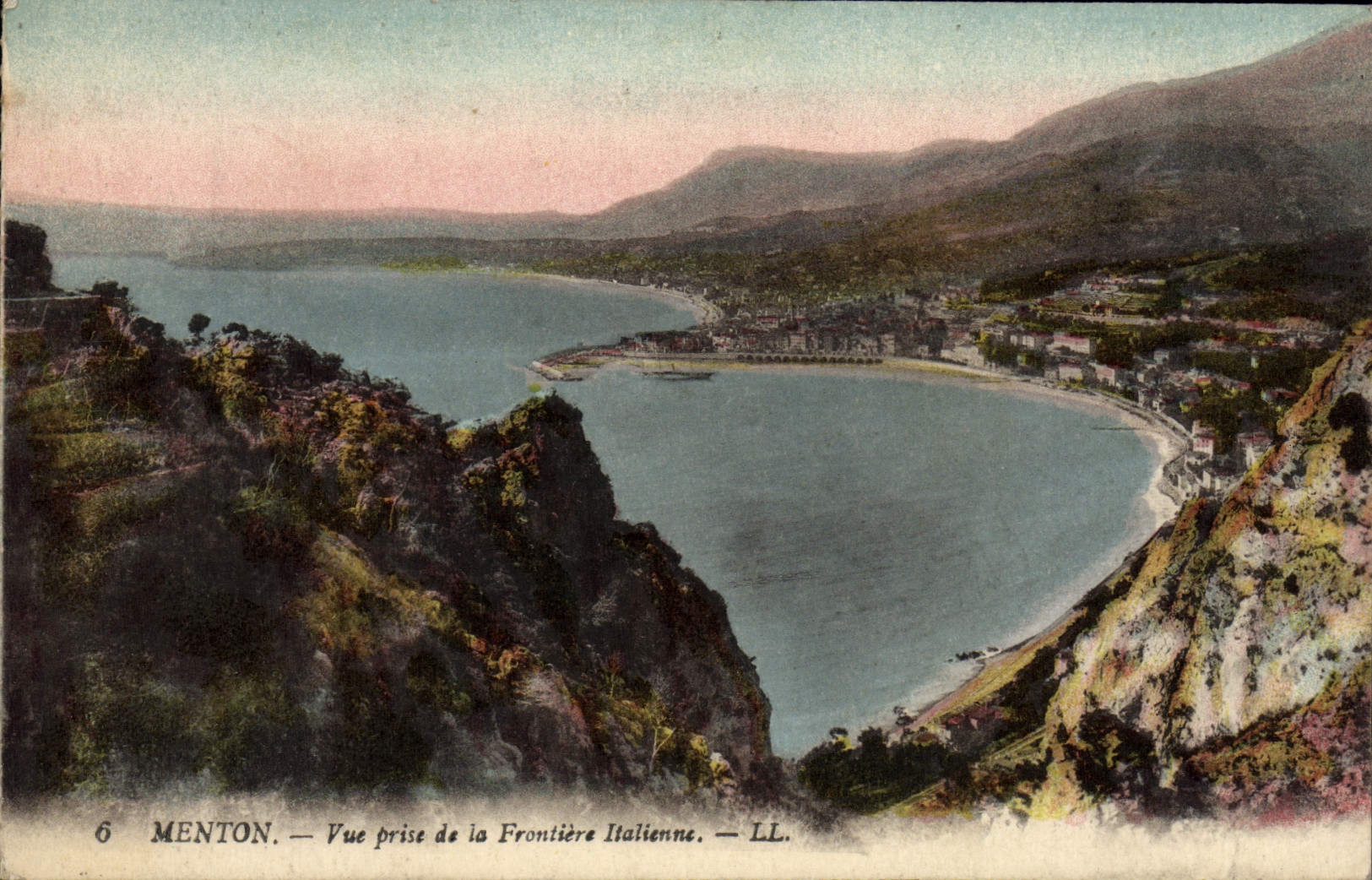 CPA Menton Vue Prise de la Frontiere Italienne 