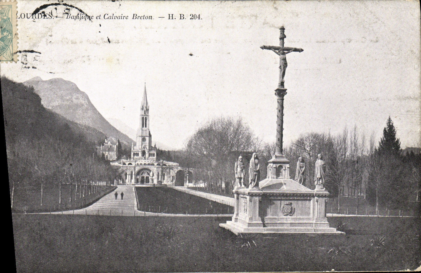 VINTAGE POSTCARD Heavy Basilica And Breton Martyrdom