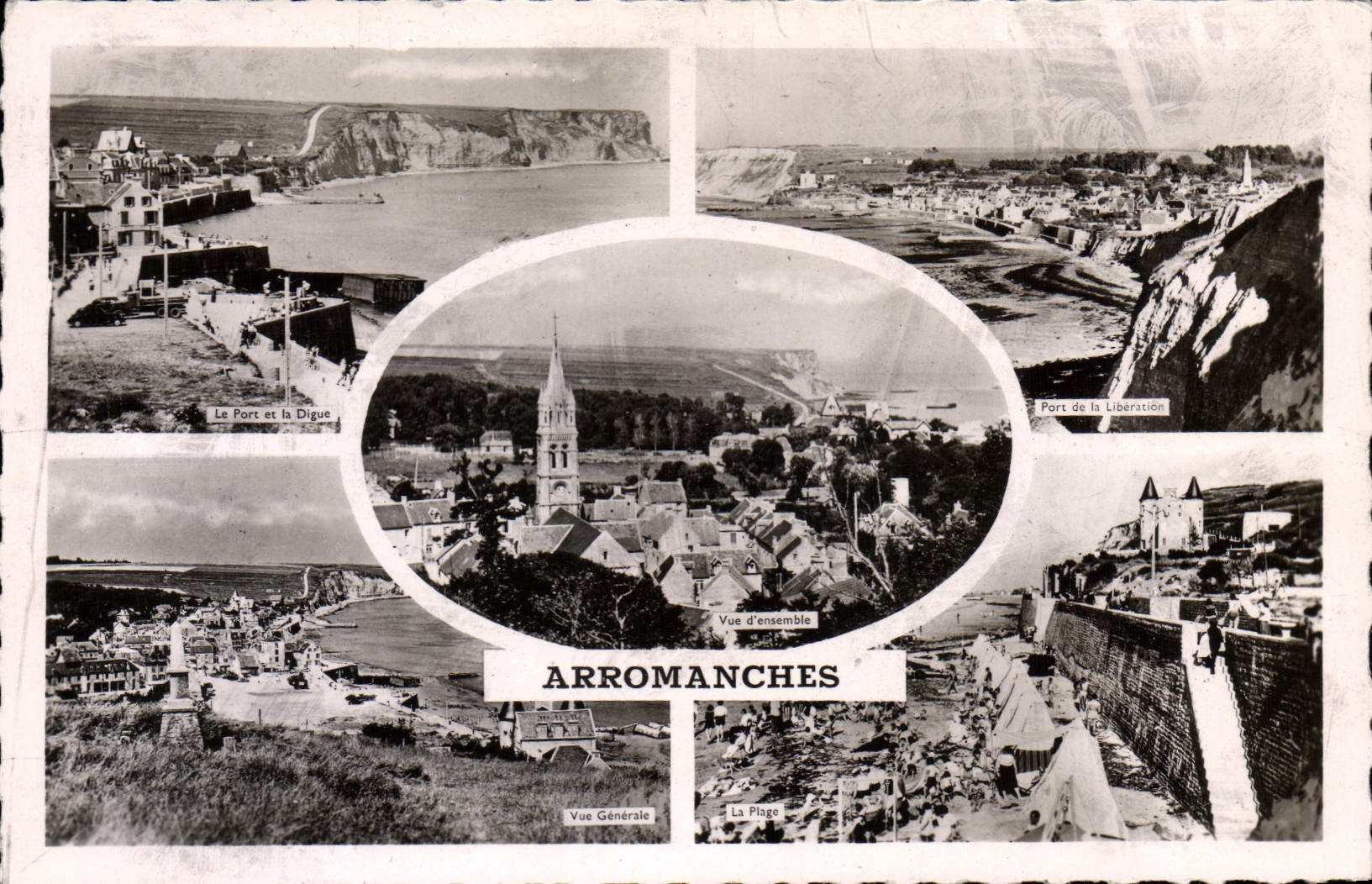 CPM Arromanches Le porte et la digue Port de la Liberation Vue generale La plage