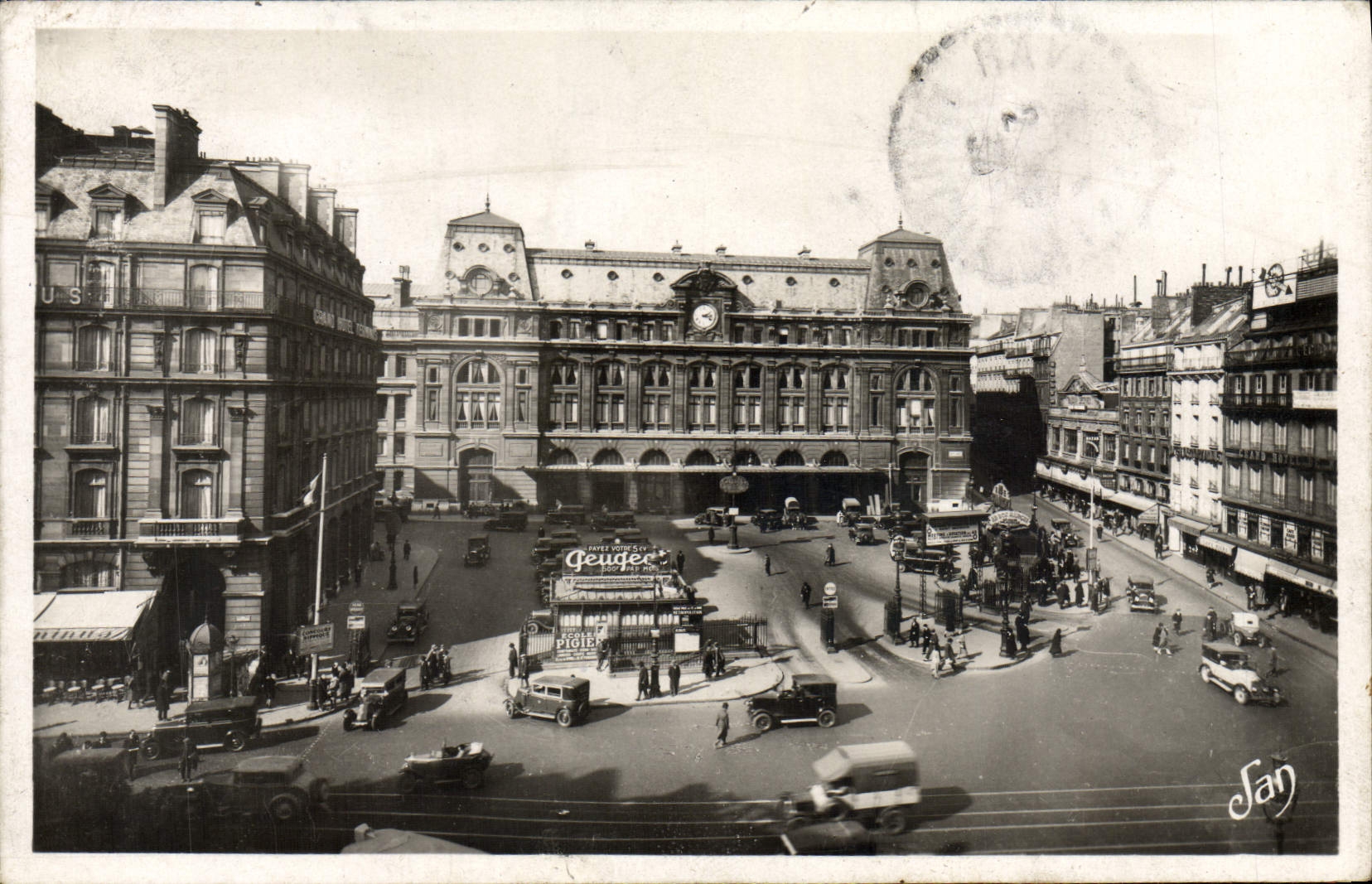 CPA Paris LA Gare Saint Lazare Publicite Peugeot