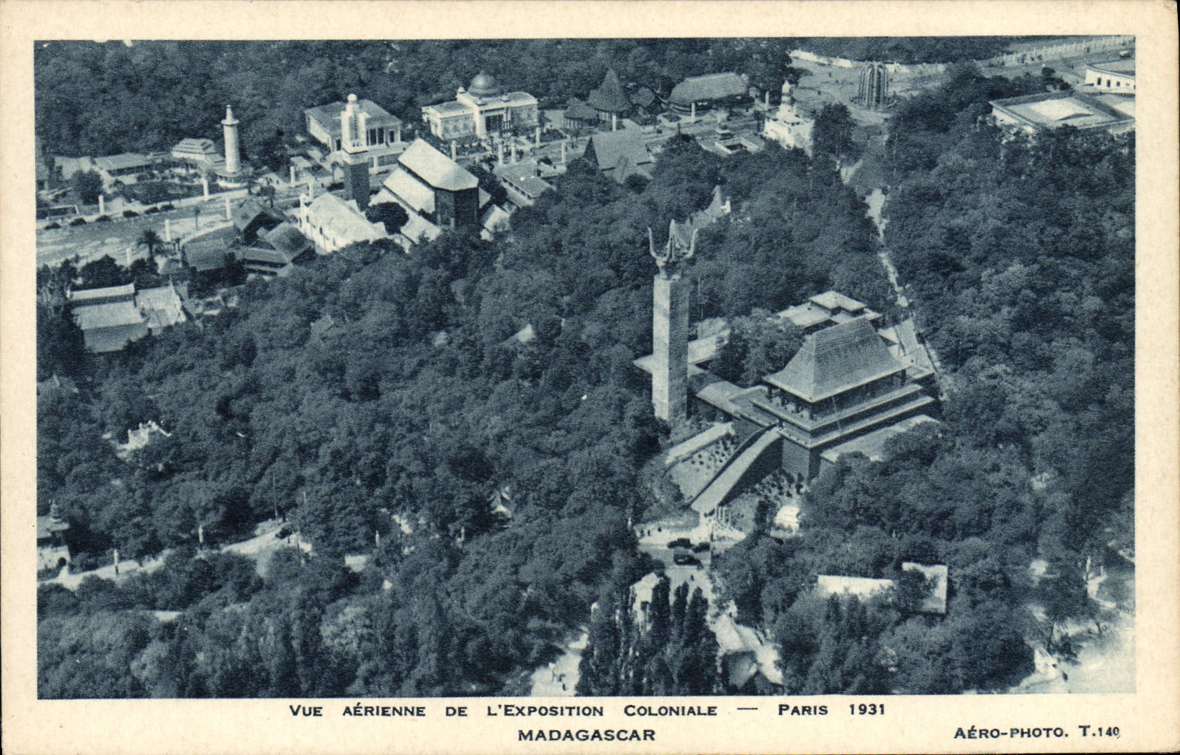 CPA Paris Vue Aeriennne De L'Exposition Coloniale 1931 Madagascar