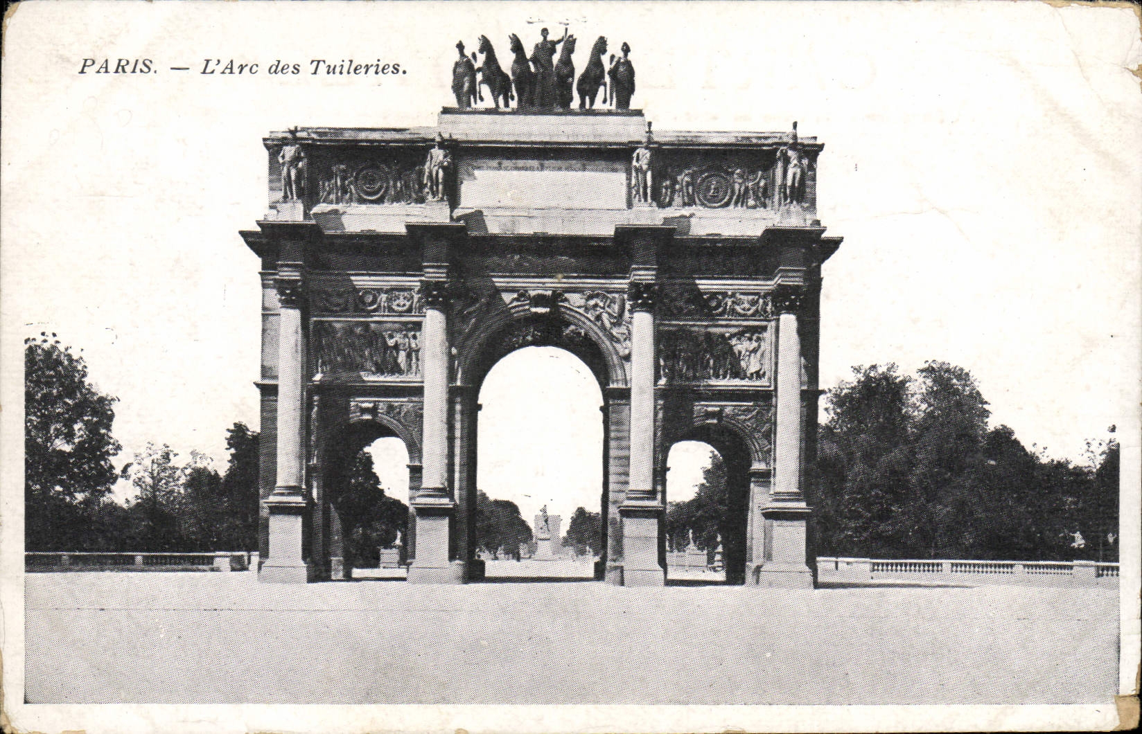 CPA Paris L'Arc des Tuileries