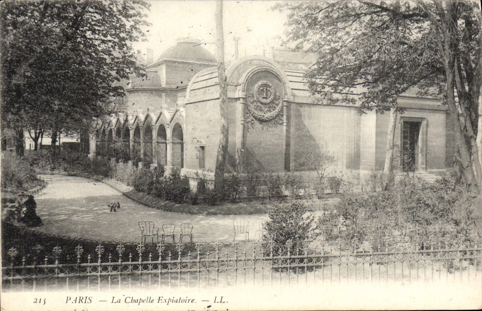 CPA Paris La Chapelle Expiatoire