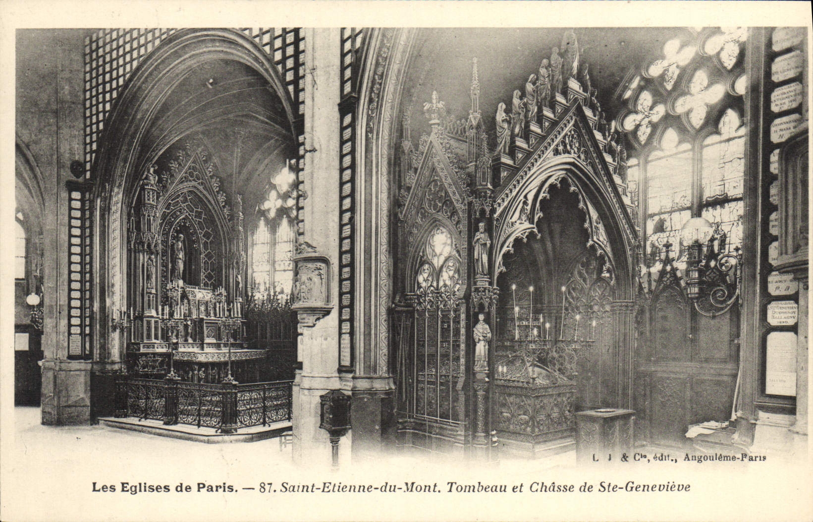CPA Paris Saint Etienne du Mont Tombeau et chasse de Ste Genevieve