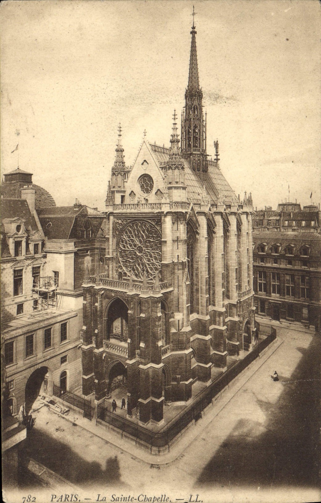 CPA Paris La Sainte Chapelle