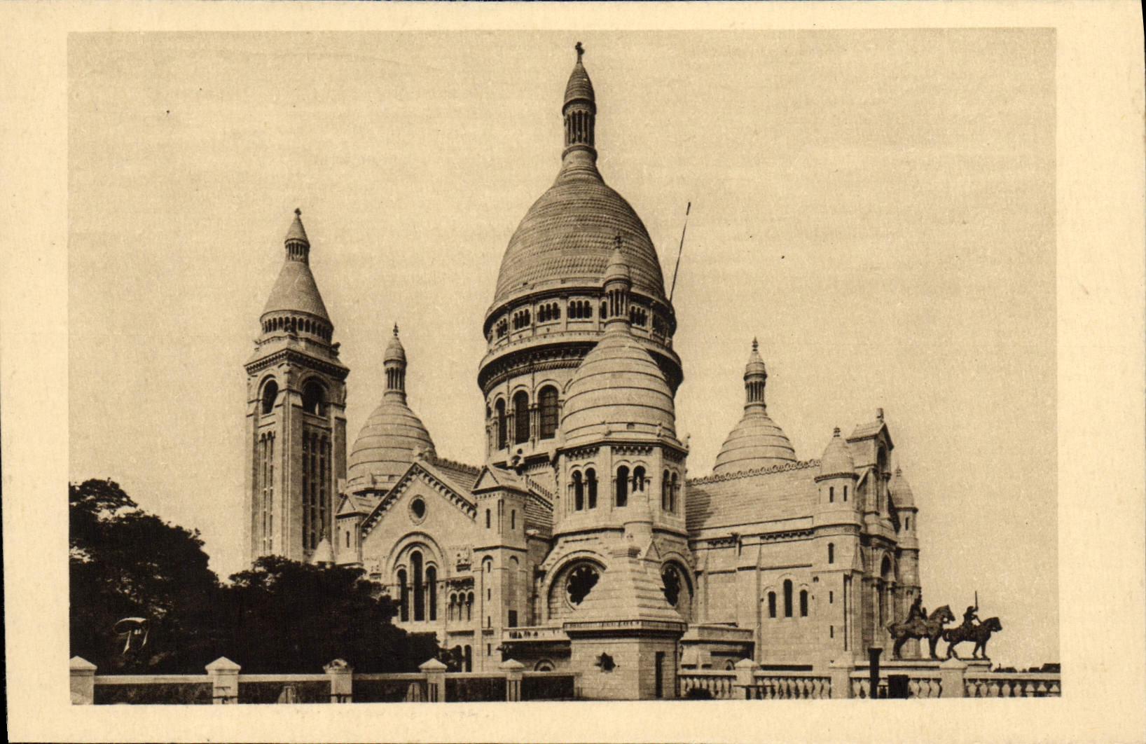 CPA Paris Sacre Coeur Montmartre