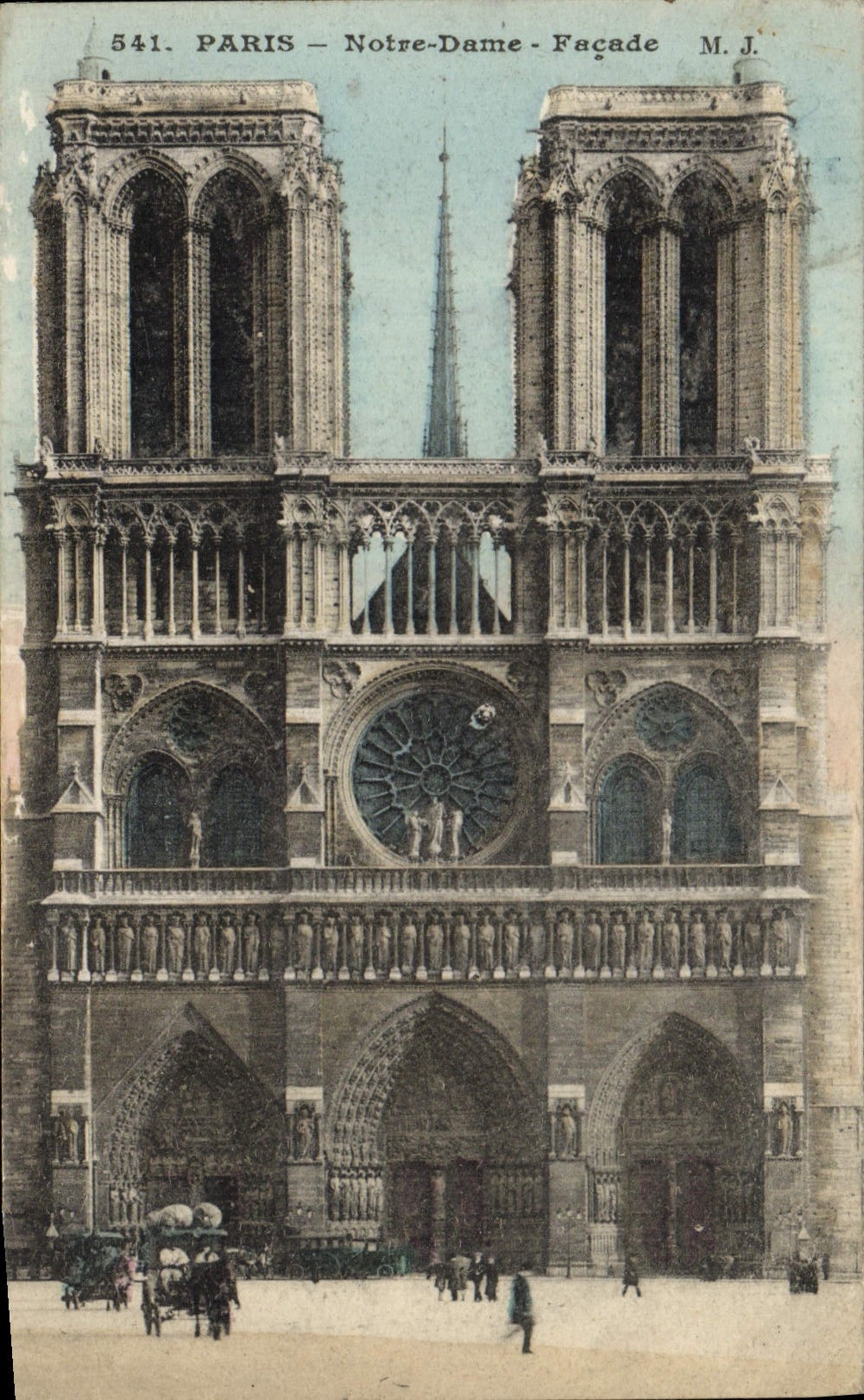 VINTAGE POSTCARD Paris Notre Dame Frontage