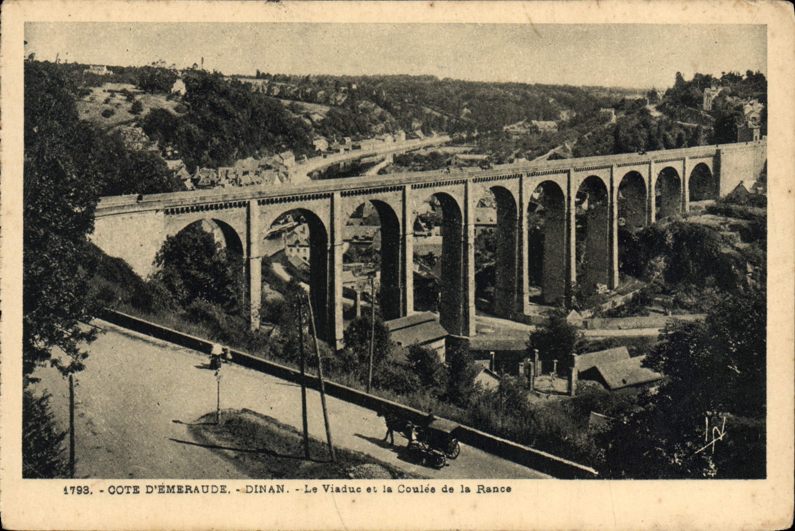 VINTAGE POSTCARD Dimension Dinan Emerald the Viaduct and the Casting of the Rancid one
