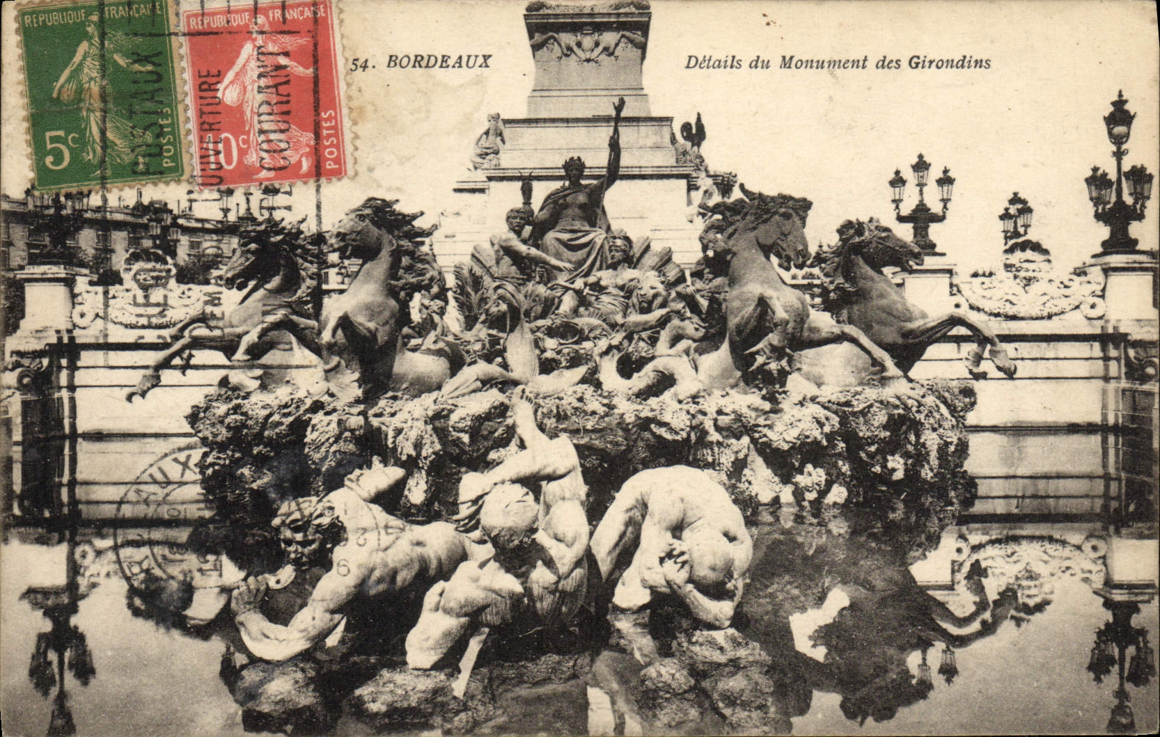 VINTAGE POSTCARD Bordeaux Details Of the Monument of Of Gironde the Flame Accounts - postal checks