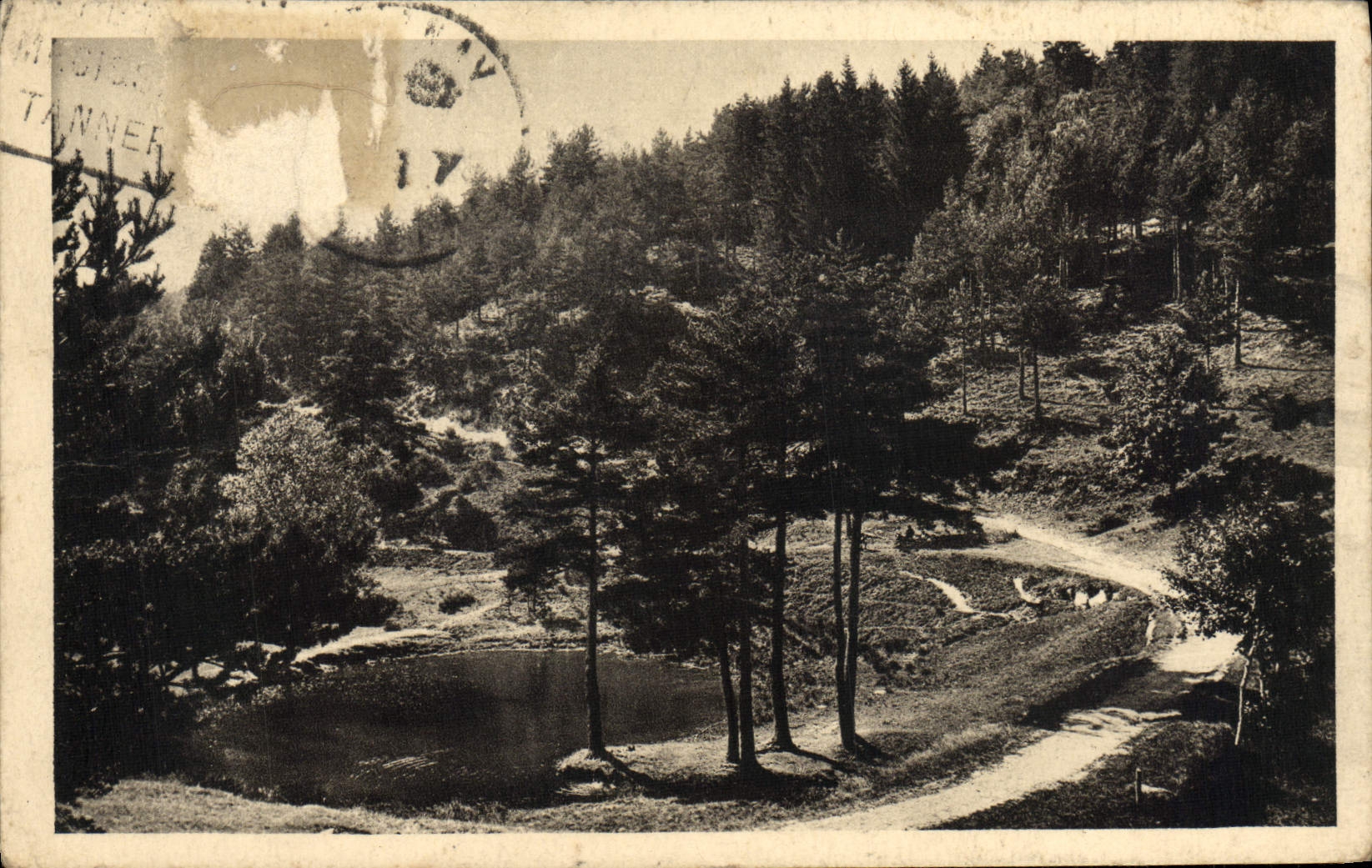 CPA La Louvesc Etang du Val d'Or 