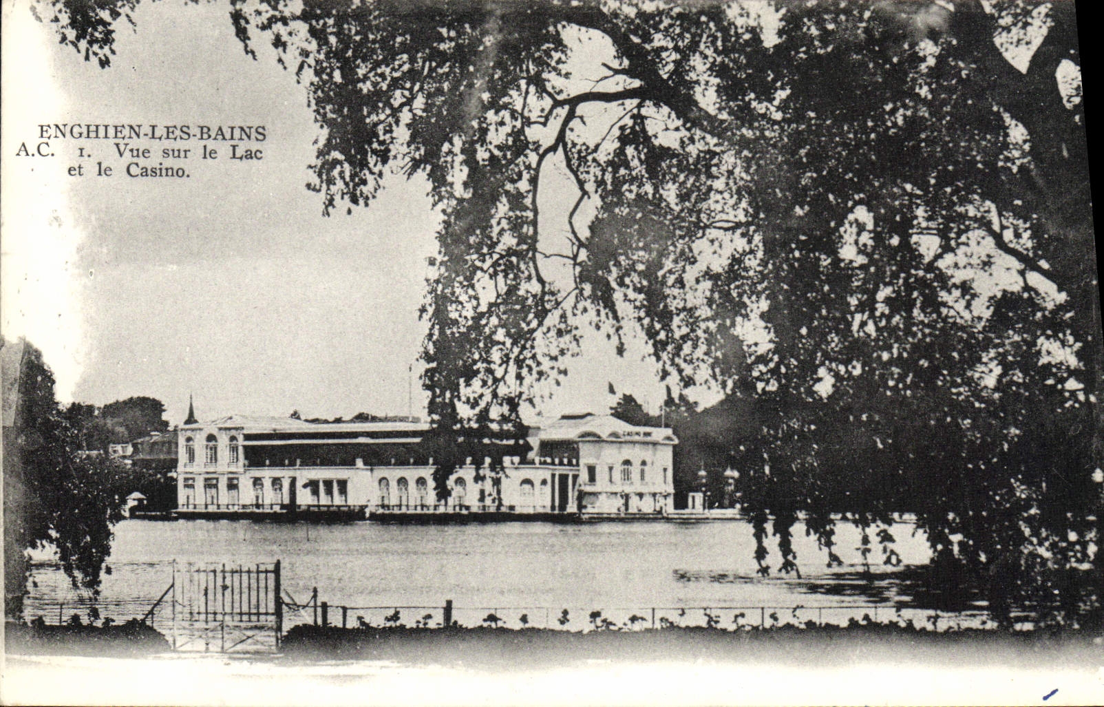 VINTAGE POSTCARD Enghien Les Bains Seen On the Lake and the casino