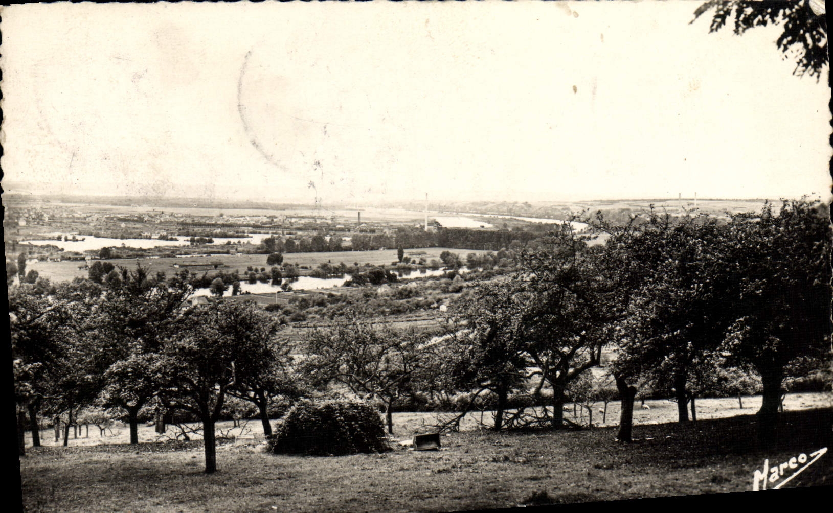 MODERN CARD Mantes Its Beautiful Walks