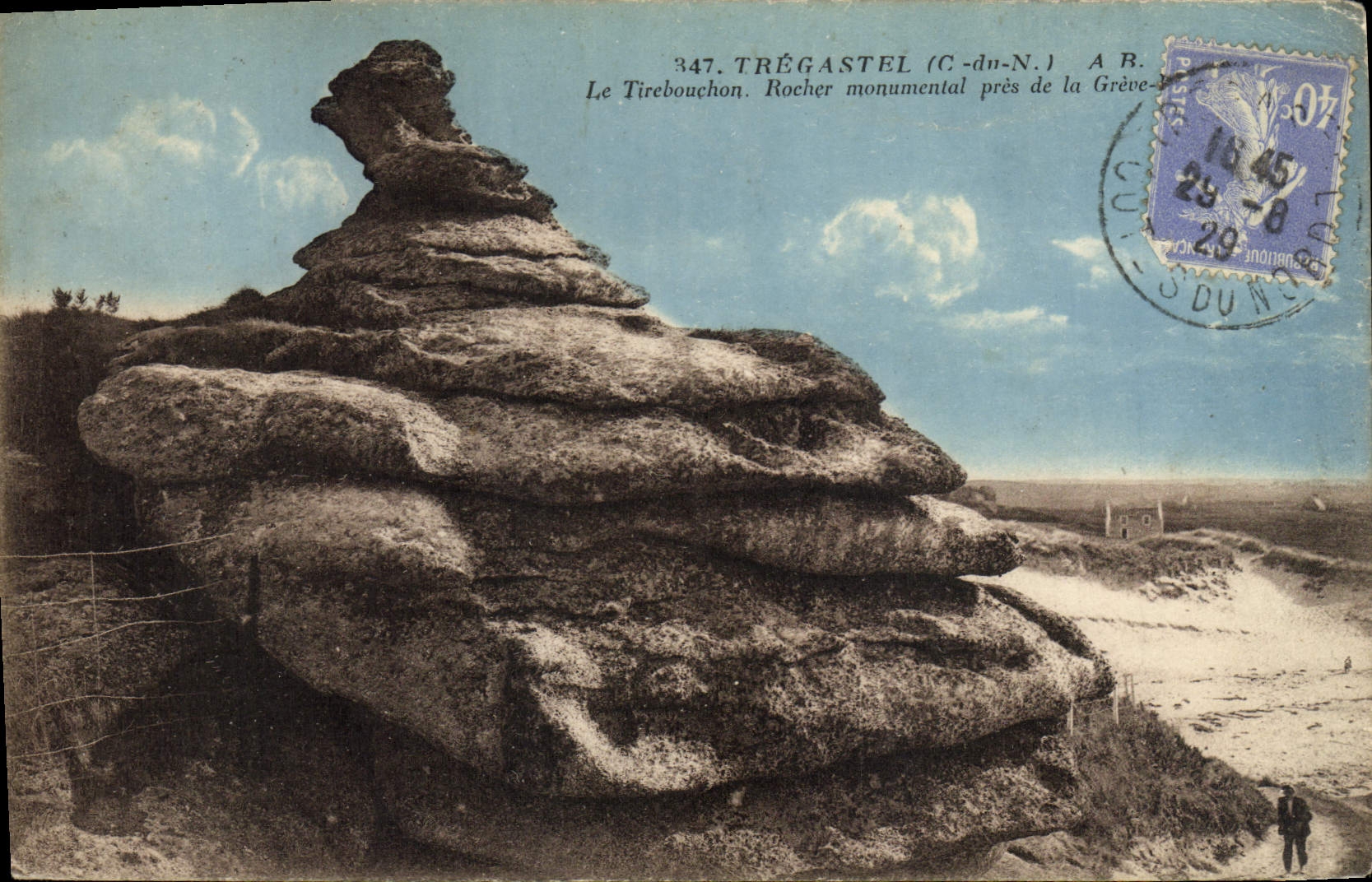 CPA Tregastel le tirebouchon Rocher monumental