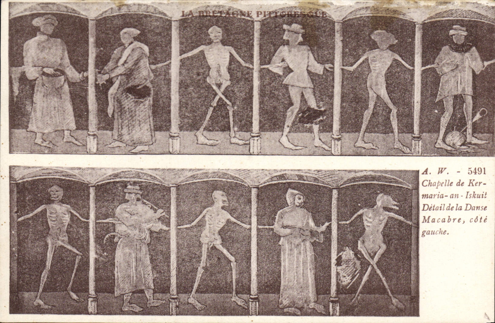 CPA Chapelle de Ker maria an Iskuit Detail de la Danse Macabre cote gauche 
