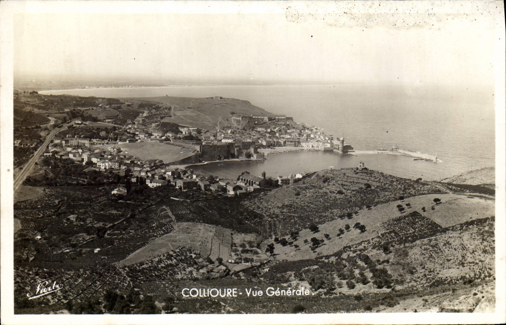 MODERN CARD Collioure View