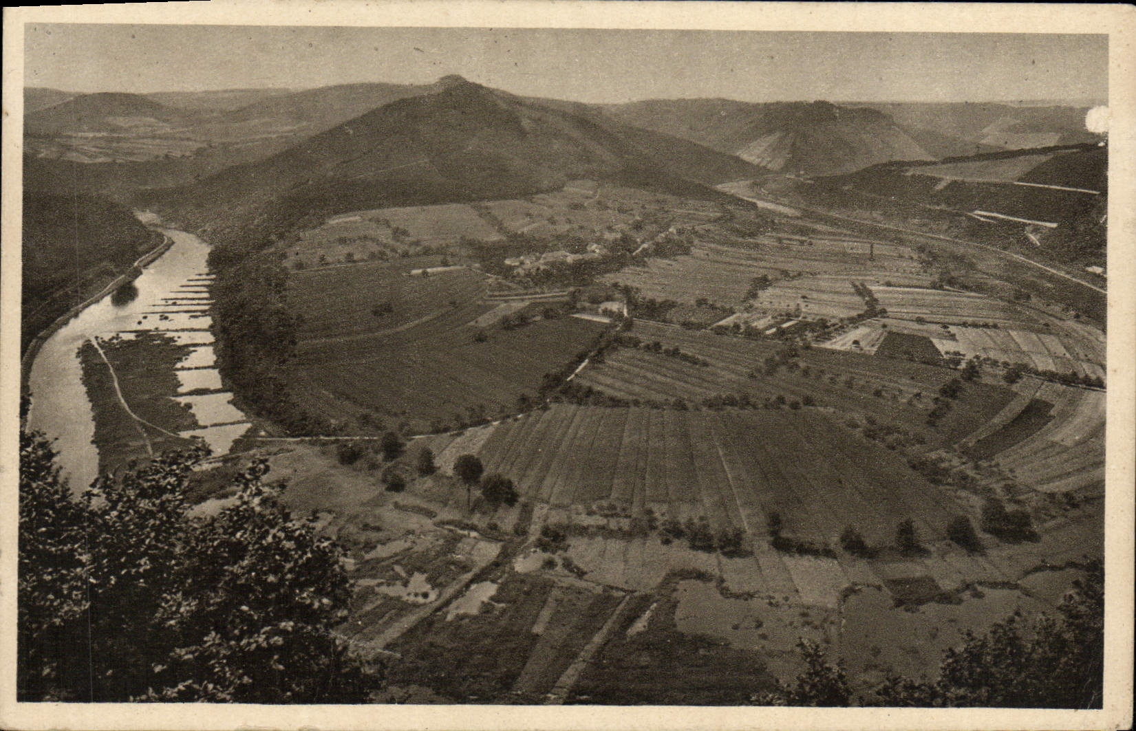 VINTAGE POSTCARD Das Saartal Vom Hoeckerberg Gesehen