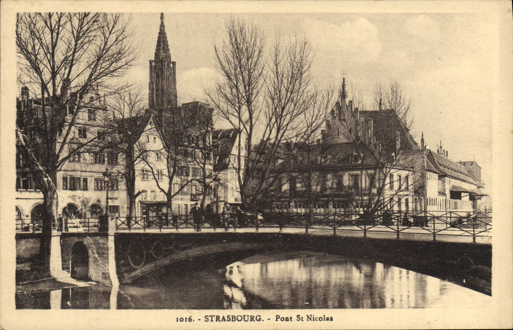 St Nicolás del puente de Estrasburgo de la POSTAL de la VENDIMIA