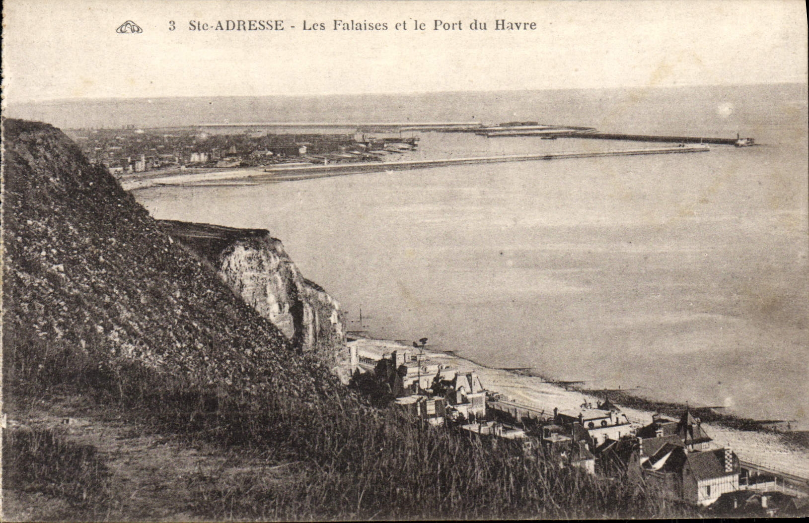 VINTAGE POSTCARD co. Addresses Cliffs And the Port Of Le Havre