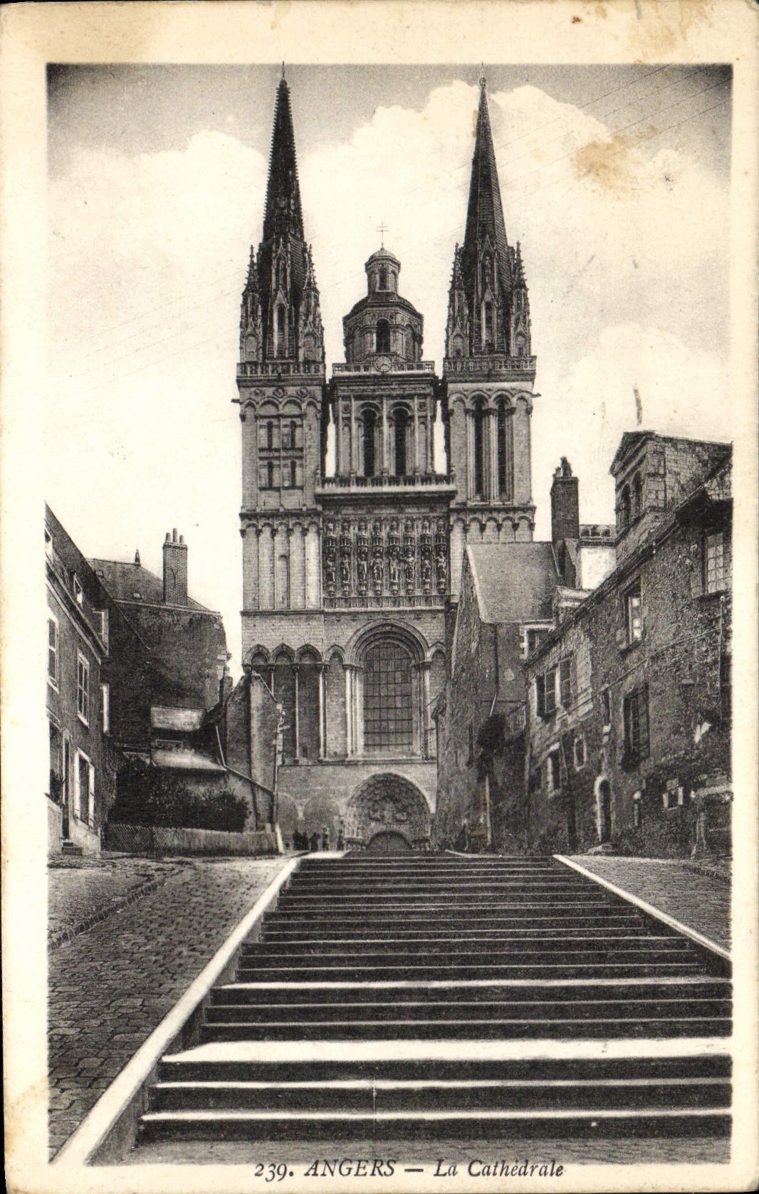CPA Angers La Cathedrale