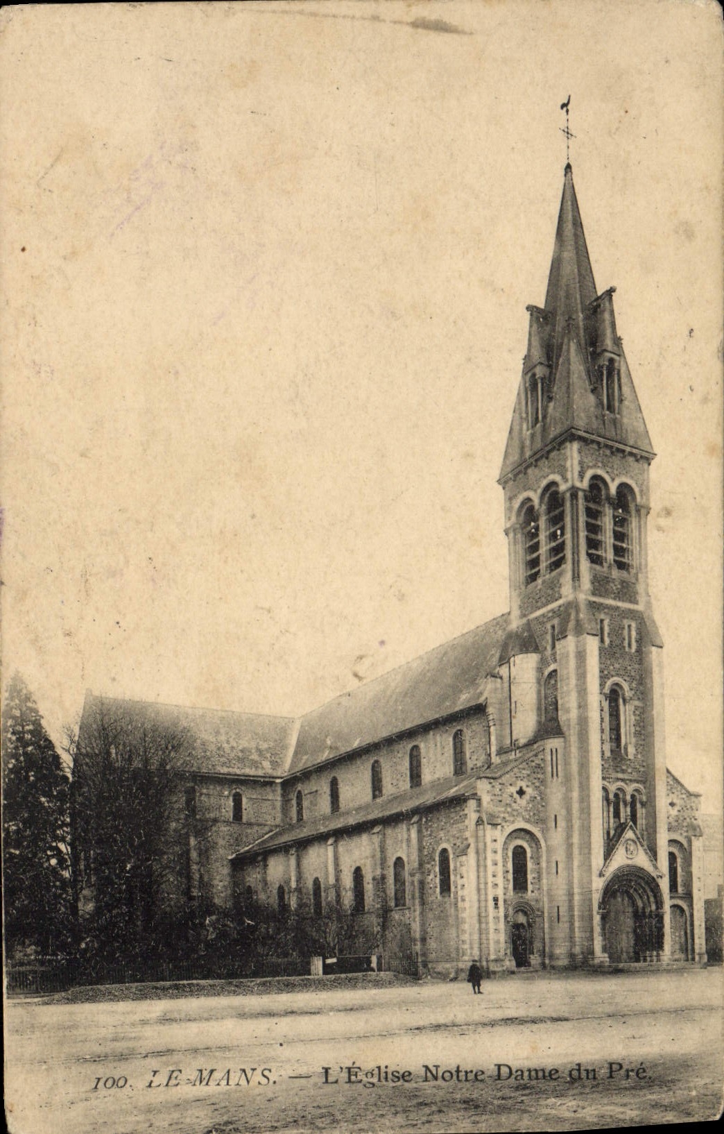 VINTAGE POSTCARD Mans the Notre Dame Church Of Pre