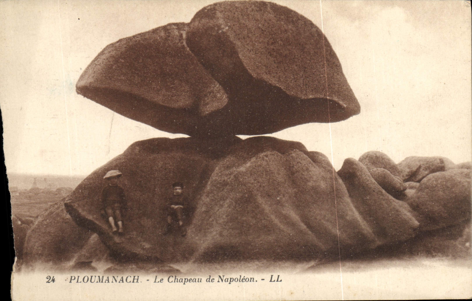 CPA Ploumanach Le Chapeau De Napoleon