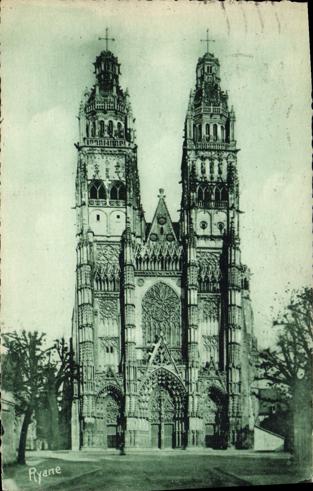 CPA Tours La cathedrale