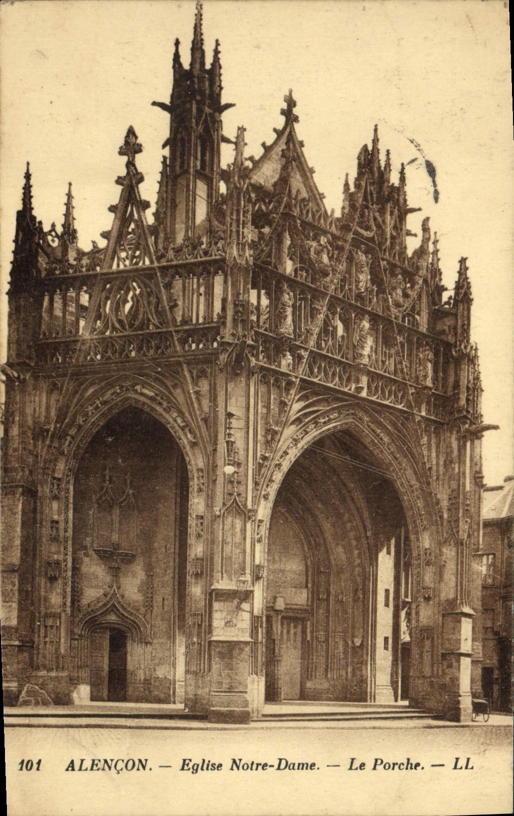 CPA Alencon Eglise Notre Dame Le Porche