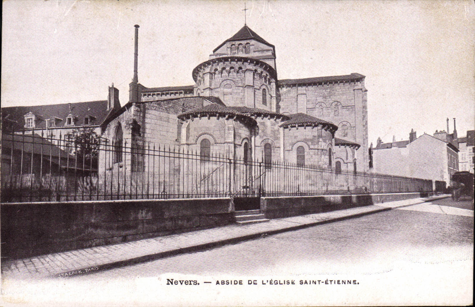 De la VENDIMIA de la POSTAL Apse nunca de la iglesia Etienne Saint