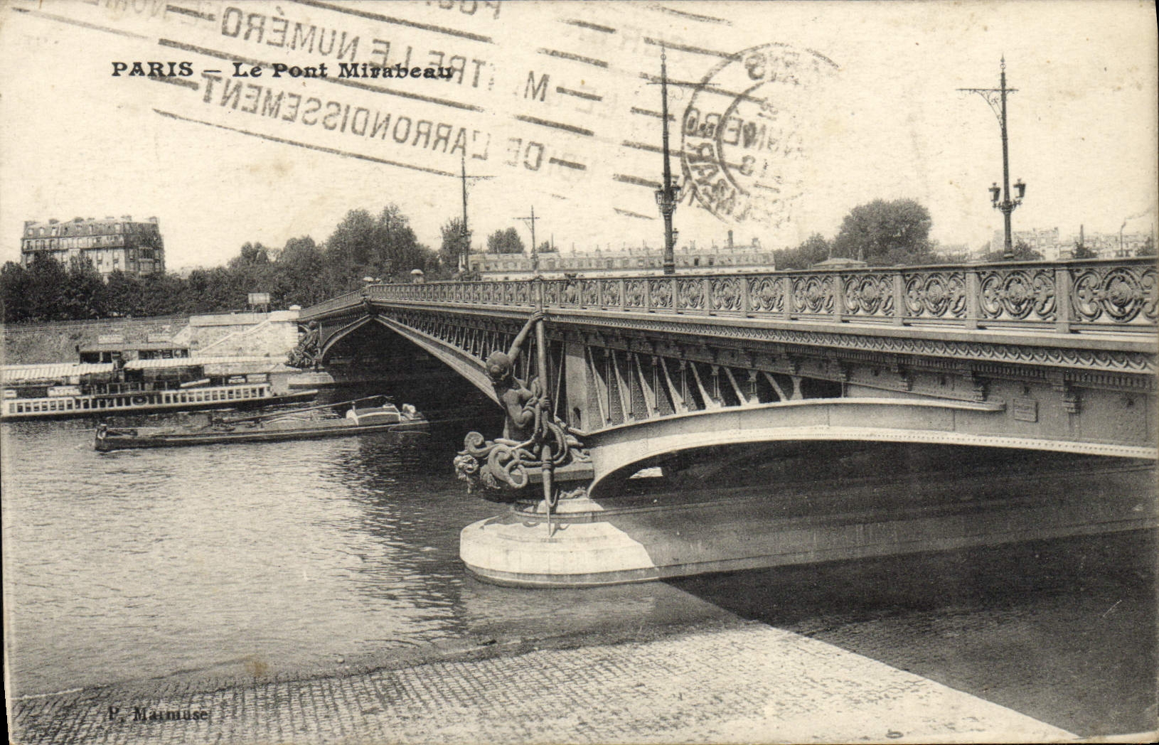 POSTAL París de la VENDIMIA la lancha a remolque del barco de Mirabeau del puente