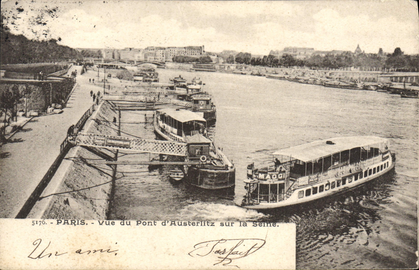 CPA Paris Vue Du pont D'Austerlitz sur la Seine Bateau Peniche