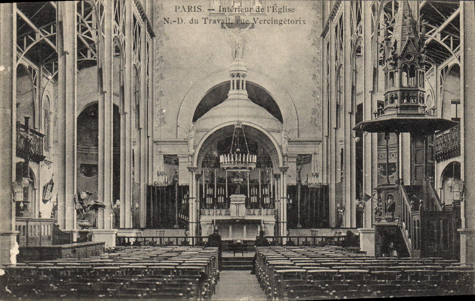 ND interior de París De I' Eglise de la POSTAL de la VENDIMIA de la calle Vercingetorix del trabajo